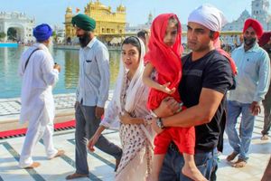 Gautam Gambhir seeks divine intervention ahead of IPL 2018, visits Golden Temple