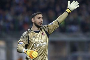 Chelsea plot move for AC Milan shot-stopper Donnarumma