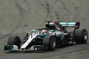 F1 2018: Australian GP: Sizzling Hamilton grabs pole in season-opener