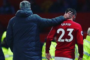 Paul Scholes tips Luke Shaw to leave Manchester United, join Tottenham Hotspur