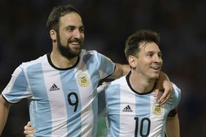 Higuain recalled but no place for Dybala, Icardi in Argentina squad