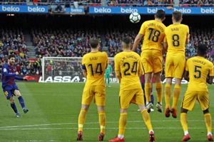 Barcelona 1 Atletico 0: Messi's 600th goal sends Barca 8 points clear in La Liga