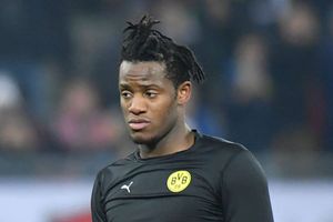 Europa: Batshuayi targeted by racist abuse after Dortmund loss - the problem is real