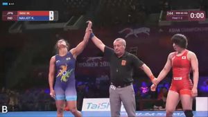 Navjot Kaur creates history, wins gold in Asian Wrestling