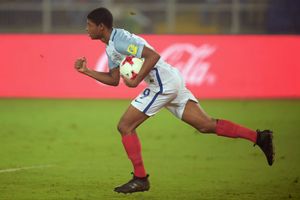 Jurgen Klopp makes exciting promise to Liverpool wonderkid