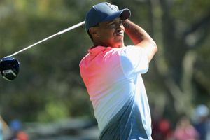 Tiger stumbles as Stenson and DeChambeau move clear