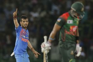 Nidahas Trophy 2018: India clinch a thriller with Dinesh Karthik's last-ball six against Bangladesh