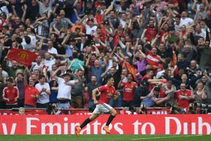 FA Cup: Manchester United seal comeback to book final spot