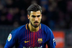 Barcelona set to sell eight players this summer