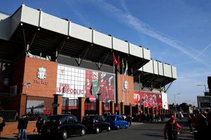 Liverpool apologise after damage to Manchester City bus
