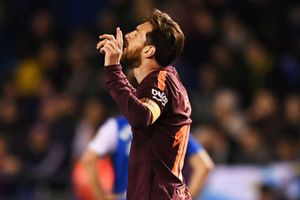 Barcelona 2017-18: Boring old Messi takes first step to greatest achievement