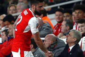 Olivier Giroud thanks Arsene Wenger for making his 'dream come true'
