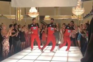 IPL 2018: Virat Kohli, Brendon McCullum, Yuzvendra Chahal show crazy dance moves - Watch