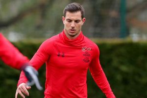 Mourinho considering a move for Southampton full-back Soares