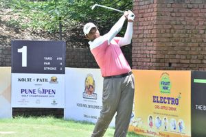 Seven share lead on opening day of Pune Open Golf Championship