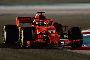 F1: Sebastian Vettel holds off Valtteri Bottas to win Bahrain Grand Prix after Kimi pit-lane crash