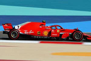 F1: Vettel takes pole in Ferrari lockout, Hamilton to start ninth