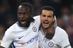 Burnley 1 Chelsea 2: Conte's men boost top-four chances with FA Cup warm-up