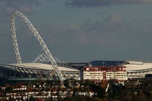 Shahid Khan planning major Wembley refurbishment if bid is accepted