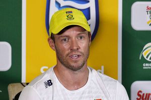 South Africa coach Gibson shocked by De Villiers retirement