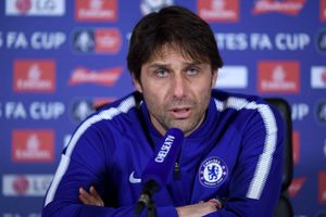 Chelsea FC's second season syndrome in Premier League