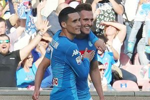 Napoli 2 Crotone 1: Milik and Callejon condemn visitors to the drop