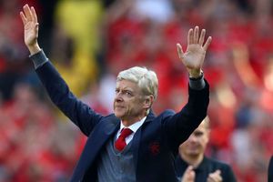 I will miss you - Wenger thanks Arsenal crowd after final home game