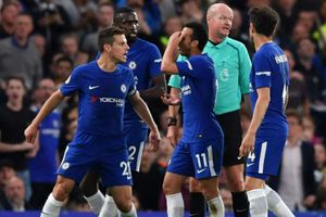 FA charge Chelsea for protests against referee