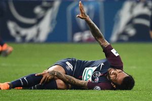 Brazil full-back Dani Alves to miss 2018 FIFA World Cup with ACL injury