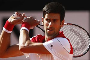 Classy Novak Djokovic schools Alexandr Dolgopolov in Rome