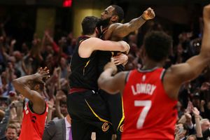 LeBron buzzer-beater gives Cavs 3-0 lead, Celtics on the cusp