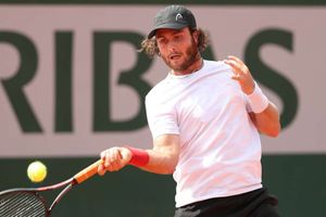 Roland Garros road trip - Trungelliti drives 10 hours for French Open win