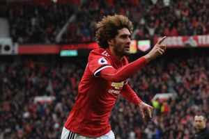 Marouane Fellaini accuses Man United and Jose Mourinho of big mistake in contract wrangle