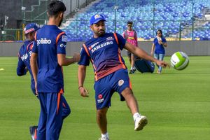 IPL 2018: MI vs KXIP Preview: Playing XIs, Timings, Live Streaming & More