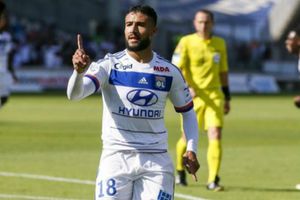 Arsenal ready to spend big on Nabil Fekir