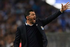 Everton target Sergio Conceicao extends Porto contract