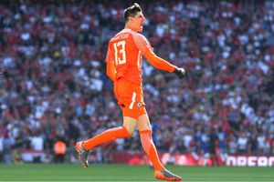 Transfer talk: Real Madrid, Liverpool interested in Chelsea's Thibaut Courtois