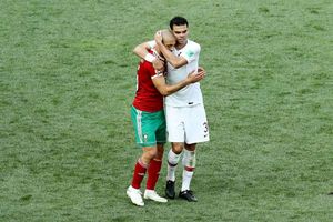 Amrabat slams Geiger over alleged shirt request