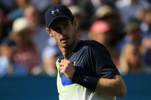 Murray downs Wawrinka for first win in a year to set up Edmund clash