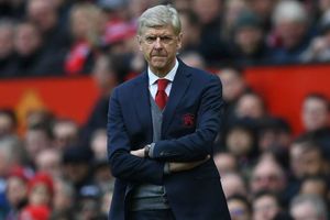 Arsene Wenger still wants to coach but wary of 'crazy challenge'
