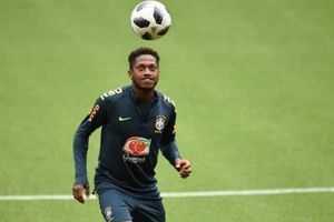 Shakhtar chief reveals how United beat City to sign Fred