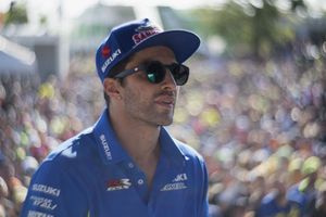Suzuki's Iannone signs up with Aprilia for two seasons
