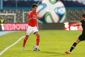 Ambitious Wolves open talks with Valencia over shock €40m swoop for Joao Cancelo