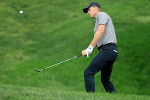 Stanley, Niemann lead as Spieth misses cut at Memorial