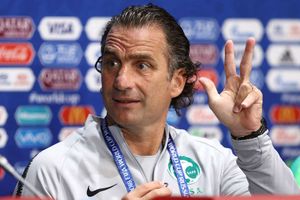 Saudi team don't know cause of aeroplane fire, Pizzi reveals
