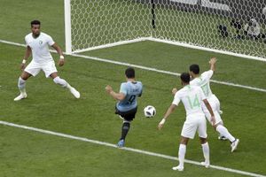 Uruguay 1-0 Saudi Arabia Highlights: Centurion Suarez strikes to send La Celeste, Russia through