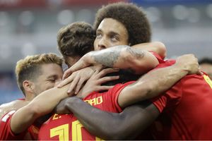 World Cup: Hazard plays down Lukaku comment after Panama win