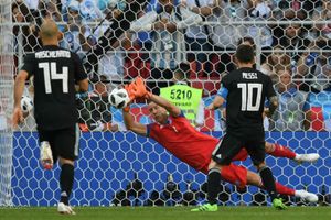 FIFA World Cup 2018, Argentina 1-1 Iceland: Finnbogason makes history as Messi fluffs his big chance