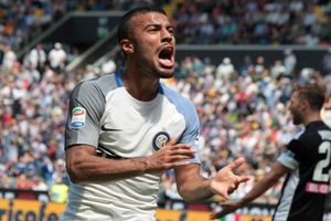Rafinha not keen to stay at Inter Milan