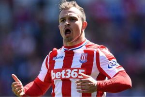 Liverpool ready to sign Stoke's Xherdan Shaqiri in cut-price deal